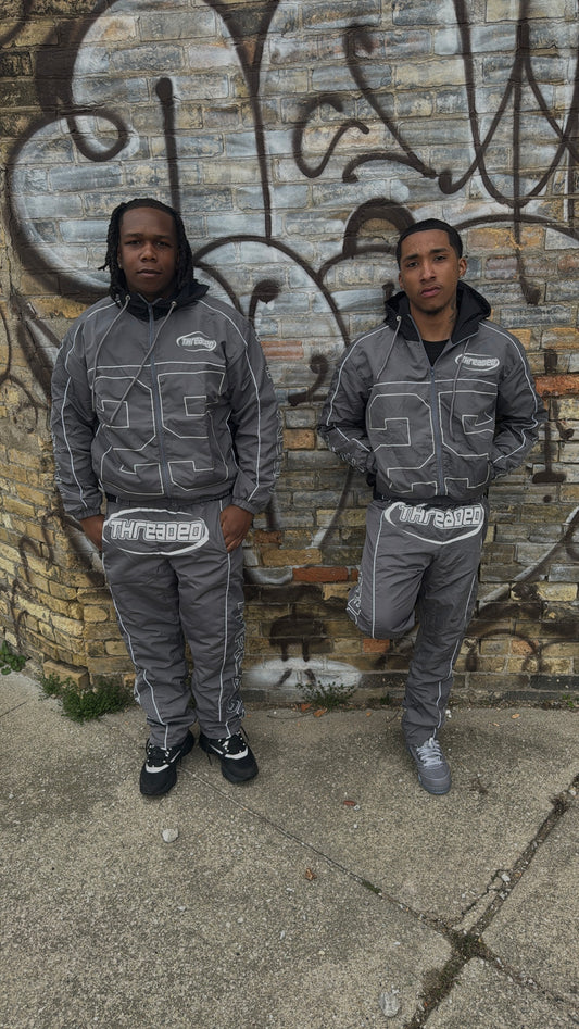 “Threaded” Grey Set